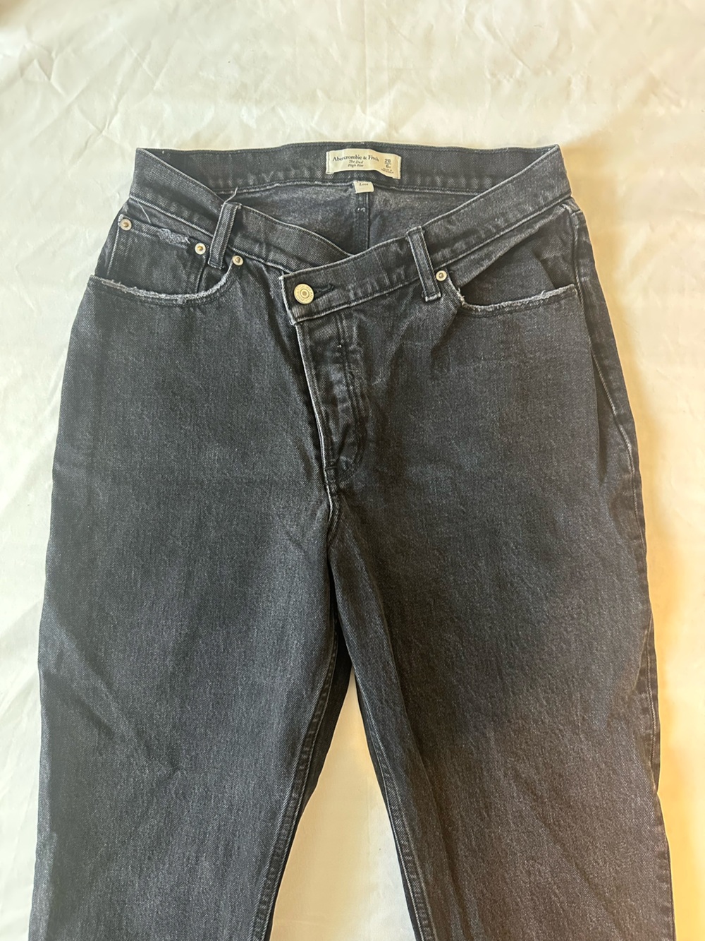 Abercrombie Curve Love Cross Front The Dad Jeans